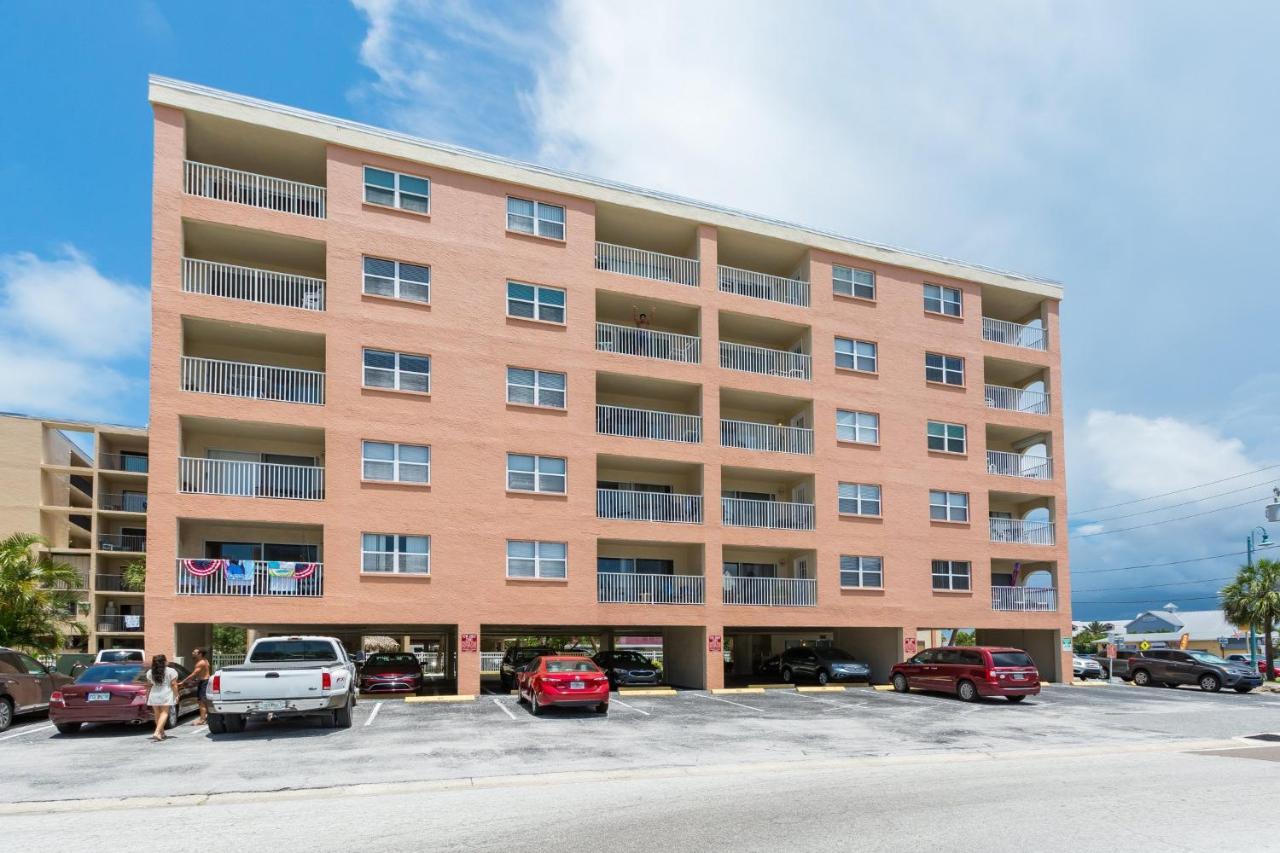 301 Beach Place Condos St. Pete Beach Luaran gambar