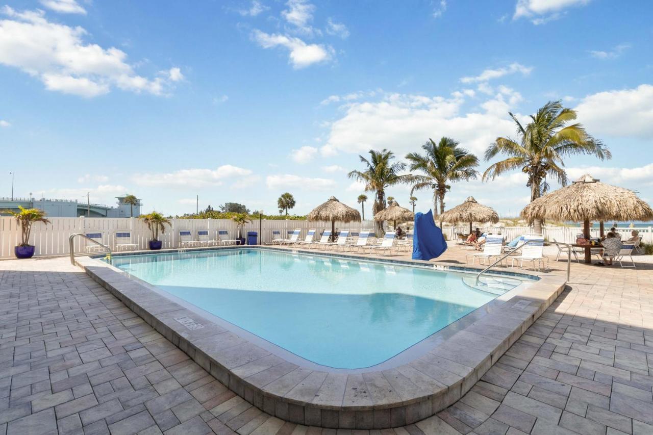 301 Beach Place Condos St. Pete Beach Luaran gambar
